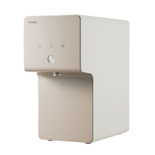 Coway P-6320L Osmose-Wasserfilter in Beige-Weiß mit drei Mengentasten und rundem Bedienknopf an der Front